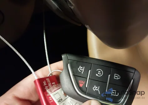 2025 Cadillac Escalade Premium Luxury z USA, uszkodzony, nr VIN 1GYS9BRL4SR152136